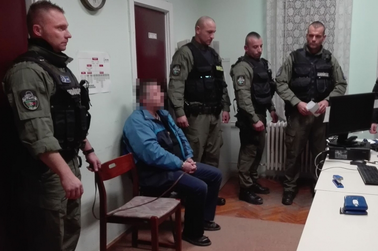 Rendőrségi nyomozás indult: Veszélyben a fideszes kecskeméti polgármester széke?